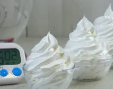 Descubre cómo preparar deliciosos merengues suizos en solo 81 minutos