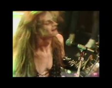 Descubre la historia detrás de la icónica canción de Celtic Frost, ‘Circle of the Tyrants