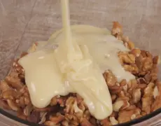 Delicioso y auténtico: descubre cómo preparar el mejor pastel de nueces de la región de Engadin