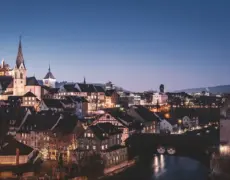 Descubre por qué la puntualidad suiza es clave para el éxito en tus tareas diarias