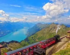 Descubre la majestuosidad del Rothorn: La cima más imponente de los Alpes