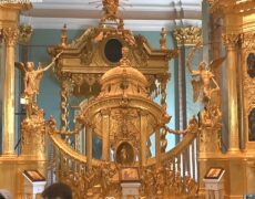 Descubre la majestuosidad de la Abadía de Saint Peter and Paul en Berna: una experiencia imperdible
